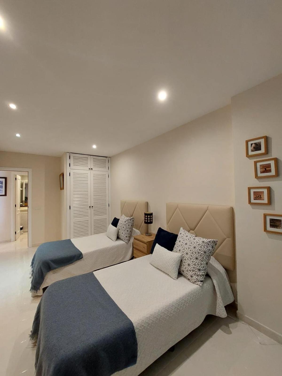 Apartamento Vistas Paraiso - Club Paraiso アデヘ エクステリア 写真